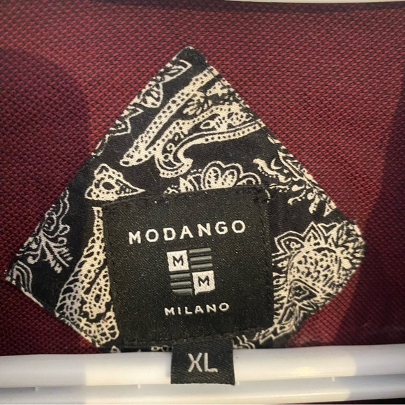 Burgundy men’s dress shirt - Picture 3 of 3